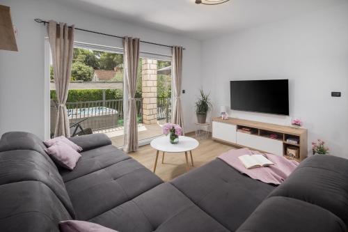 Family-friendly house with hot tub Rovinj - 25514
