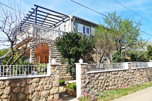 Apartments with parking space Seline - Paklenica - 25831