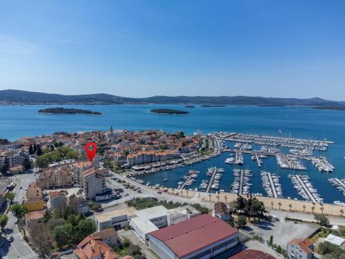 Apartments by the sea Biograd na Moru, Biograd - 25467