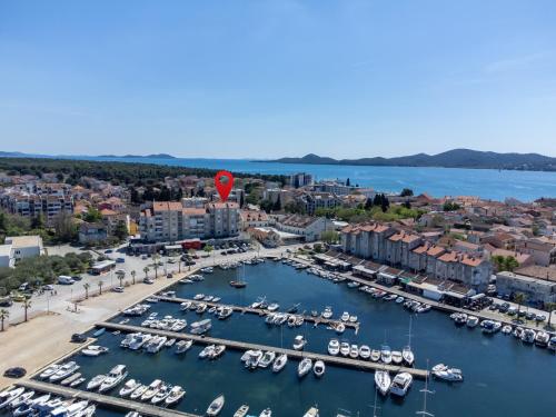 Apartments by the sea Biograd na Moru, Biograd - 25467