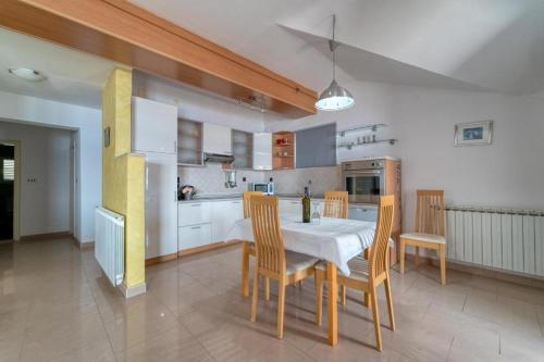 Apartments by the sea Bibinje, Zadar - 25551