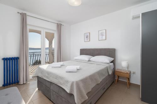 Apartments by the sea Bibinje, Zadar - 25551