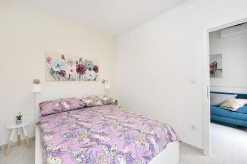 Apartments by the sea Biograd na Moru, Biograd - 25555