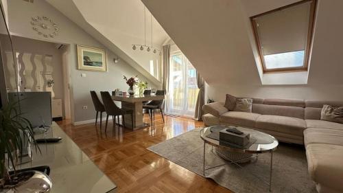 Apartments with WiFi Split - 25945