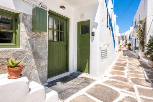 Boho Studio in the Heart of Naousa - Studio Paros 8
