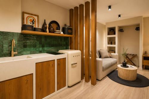 Boho Studio in the Heart of Naousa - Studio Paros 8