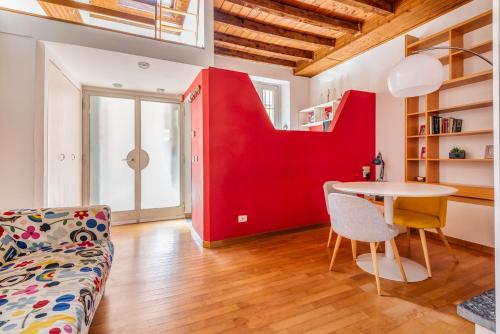 Navigli Court - La Vista Apartments