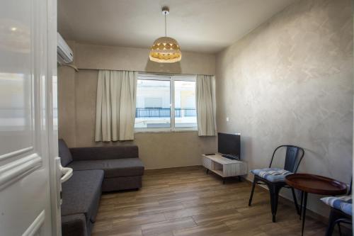 Atma Beach Rooms & Suites