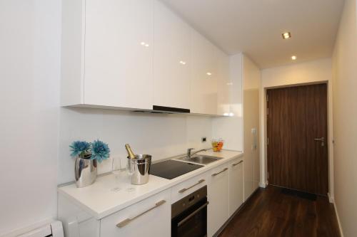 Η κουζίνα ή μικρή κουζίνα στο B&B Demar Residence & Dependance