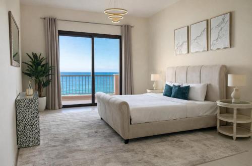 Bloomfields 2BR in Mina Fajer - Fujairah
