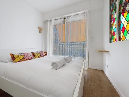 1BR design balcony Nice center Tram & 10mins Mer