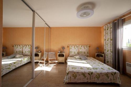 Villa d' Antibes avec piscine dans Residence