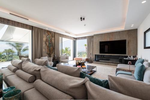 Absolute high end villa with pool & Jacuzzi