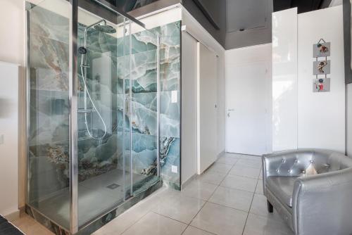 The naturist glamour suite