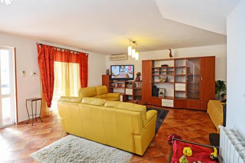 Sonja Vacation House