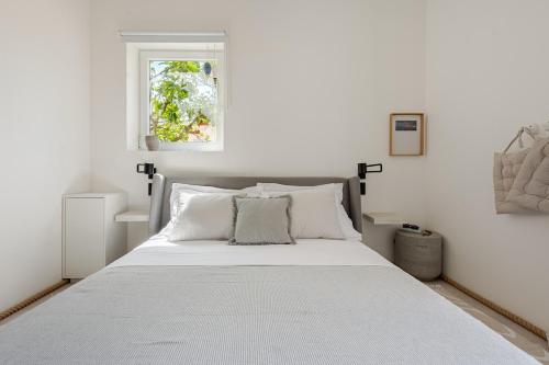 Fijersa Kali - serene seaview retreat