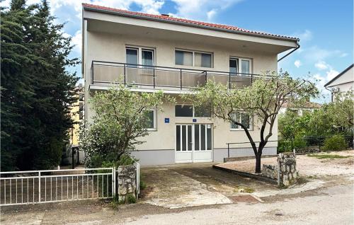 Lovely Apartment In Krk With Wifi
