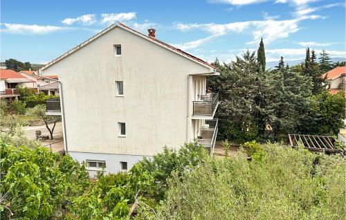 Lovely Apartment In Krk With Wifi