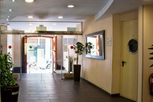 Renovated Gran Via Luxury Apartment