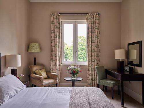 Bowood Hotel, Spa, and Golf Resort — Bedroom