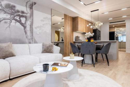 The Grand Riverside by Apart Concept Podhale