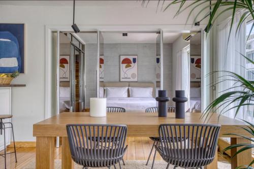 The Bright Spot - Central Athens Jacuzzi Loft
