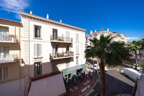 Cannes - Charming 3 bedrooms bourgeois apartment - LEC2