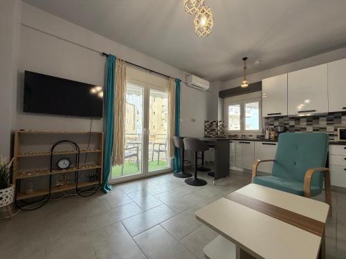 Mia Perea apartment