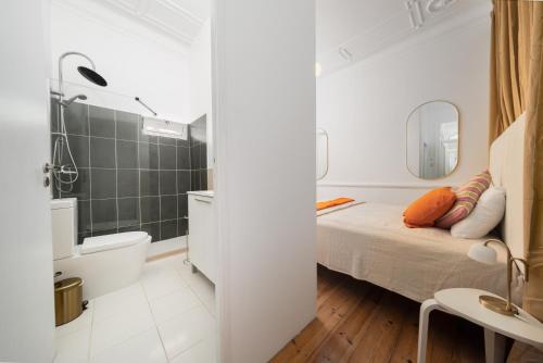Large Apartment by Avenida da Liberdade 7BR wAC