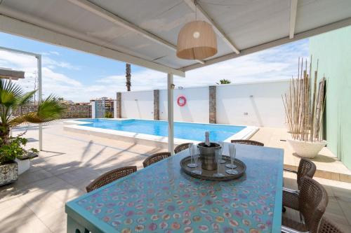 Amazing Canarian Villa to Rent