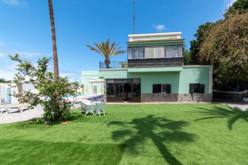 Amazing Canarian Villa to Rent
