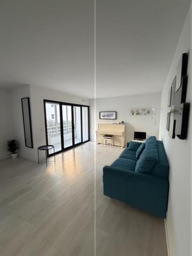 62 m2, T3, Palm Beach, sea view, wifi, 30 meters from beach