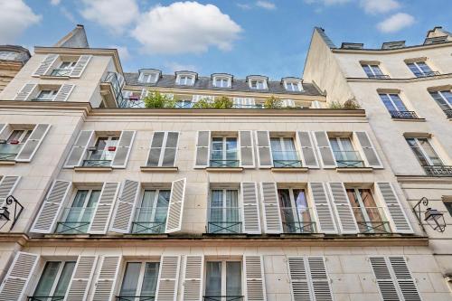 Charming Suite center of Paris Le Marais
