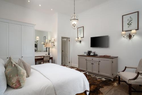 Drostdy Hotel — Bedroom