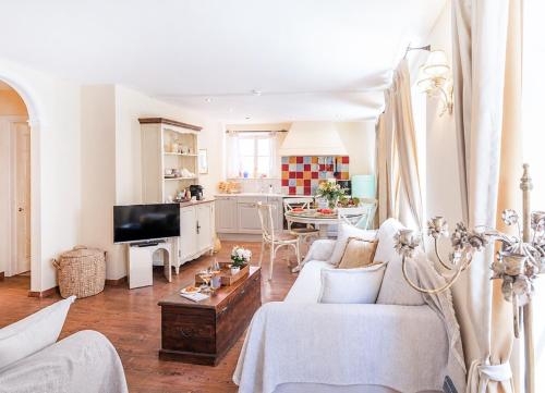 Leone Old Town Apartment