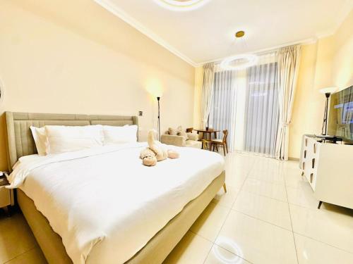 Mahenti - Elegant Studio Apartment in Arjan