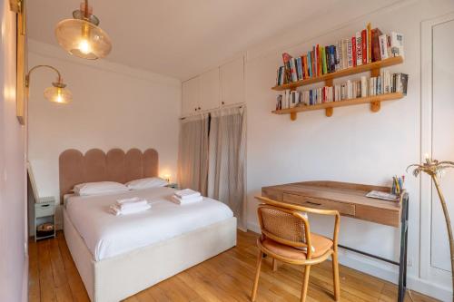 Charming 1BR Top Floor in Montmartre with Elevator