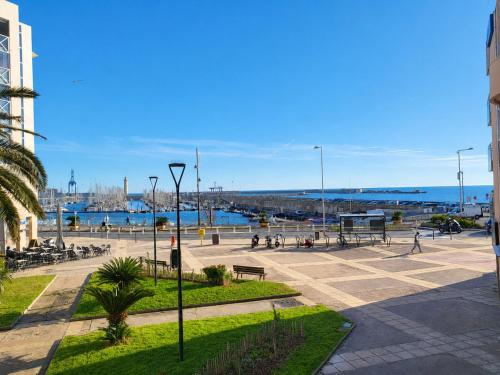 Charmant T2 à Sète avec garage privé - FR-1-472A-313