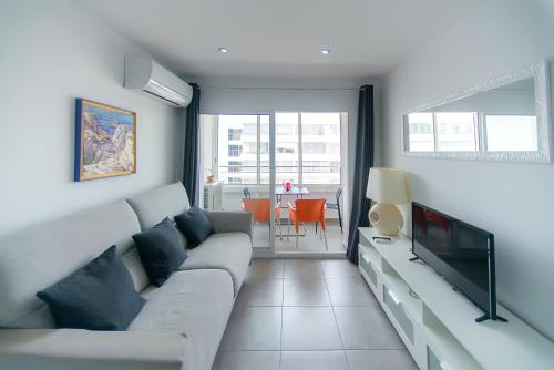 WELCS APARTAMENTO 358 EMP con terraza con vista