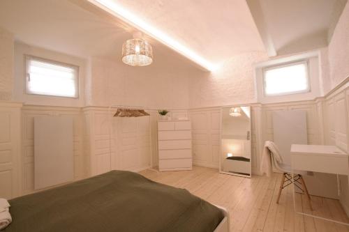 CityFlow Cozy Retreat