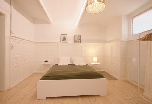 CityFlow Cozy Retreat