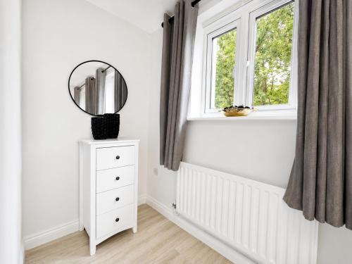 Boutique Townhouse - Sleeps up to 8 - Perfect for Families & Groups! photo 24