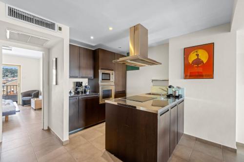 REF 2061 - Superb 3-room apartment Cannes Croisette