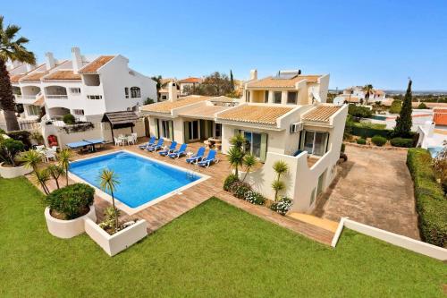 Villa Sarana by Villa Plus