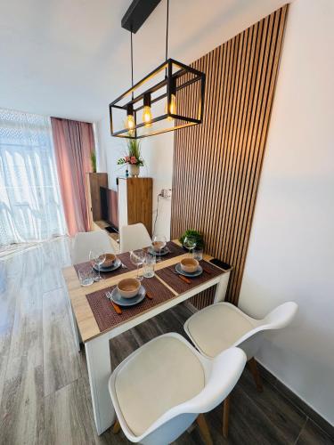 Calpe apartamento renovado a 3 min de la playa ,wifi,aire,parking,vistas comunitario