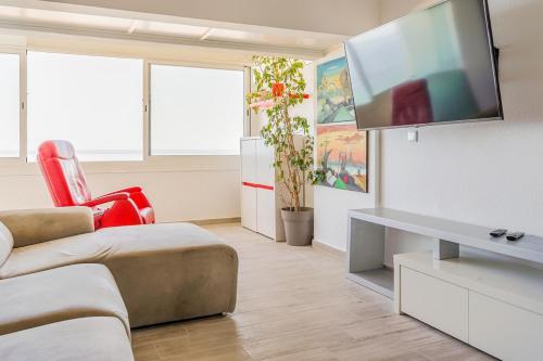 Apartment with sea view
