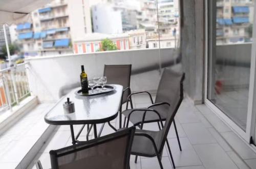 Spacious apartment 100m2 at Acropolis next to Plaka