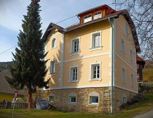 Pfarrhaus in Altersberg - The Old Rectory