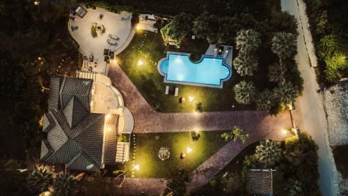 Rodami Artisan Manor