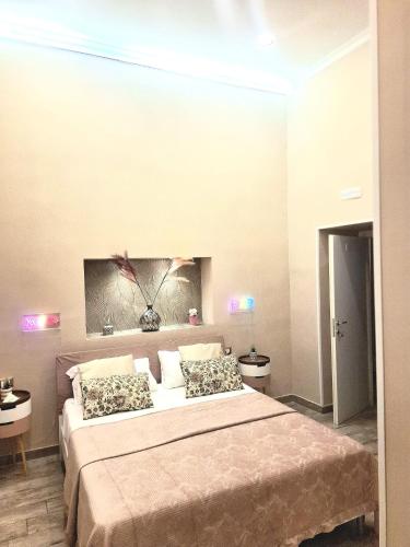 Concept b&b naples- camere moderne con balcone vicino al centro